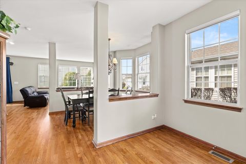 Tiny photo for 16110 Michigan Street, Crest Hill, IL 60403 (MLS # 12585227)