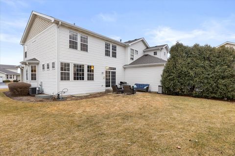Tiny photo for 16110 Michigan Street, Crest Hill, IL 60403 (MLS # 12585227)