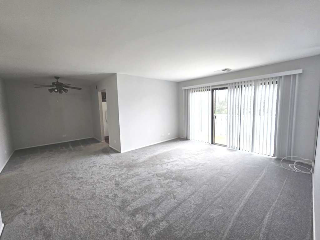 573 GREYSTONE Lane D2