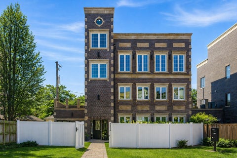 Photo of 5954 N Paulina Street, Chicago, IL 60660 (MLS # 12684716)