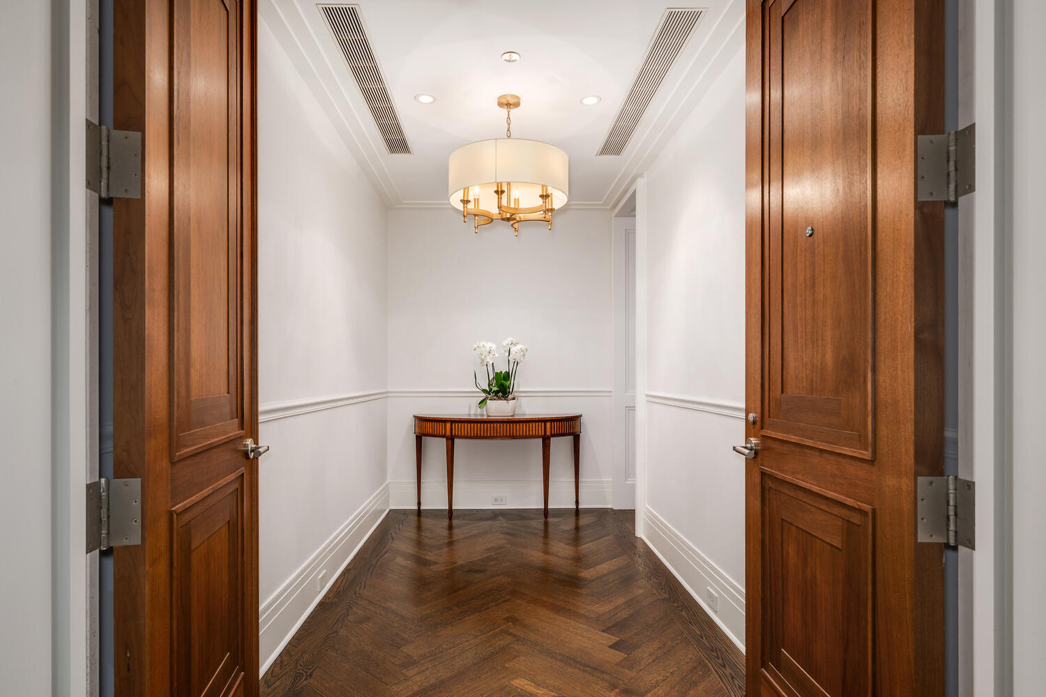 159 E Walton Place 13D