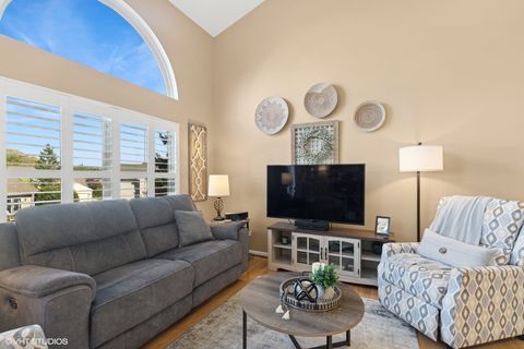 Tiny photo for 1706 Pine Street #1706, McHenry, IL 60051 (MLS # 12628821)