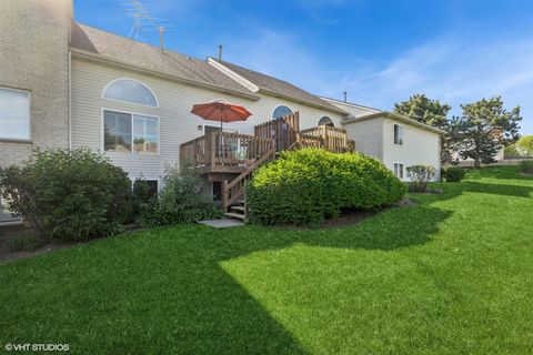 Tiny photo for 1706 Pine Street #1706, McHenry, IL 60051 (MLS # 12628821)