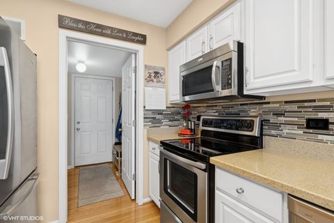 Tiny photo for 1706 Pine Street #1706, McHenry, IL 60051 (MLS # 12628821)
