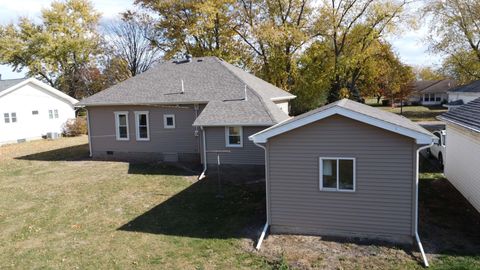 Tiny photo for 618 S Thomas Street, Gilman, IL 60938 (MLS # 12511771)
