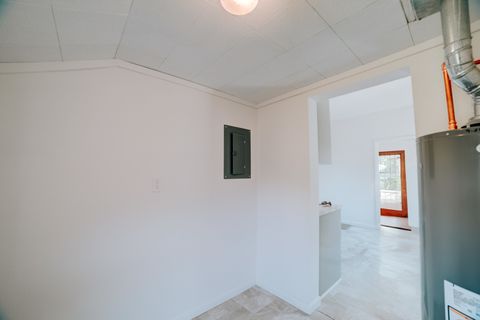 Tiny photo for 618 S Thomas Street, Gilman, IL 60938 (MLS # 12511771)