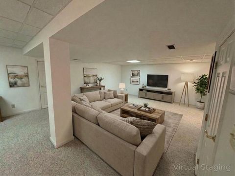Tiny photo for 254 Landfield Road, Batavia, IL 60510 (MLS # 12595239)