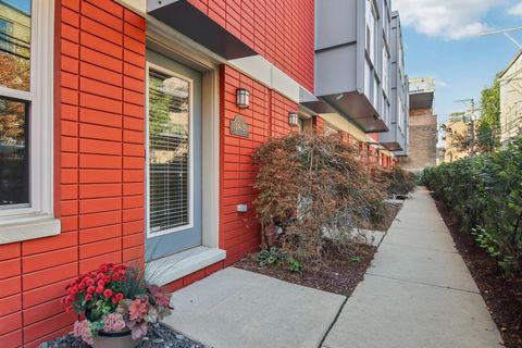 Tiny photo for 18 S Aberdeen Street #3, Chicago, IL 60607 (MLS # 12497124)