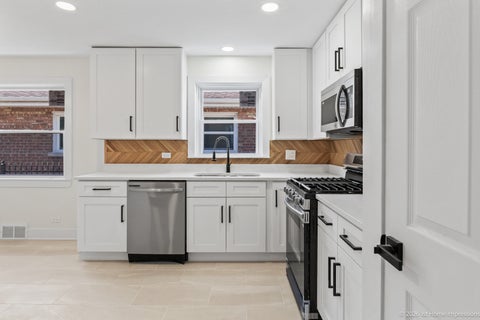 Tiny photo for 12334 S Loomis Street, Calumet Park, IL 60827 (MLS # 12795574)