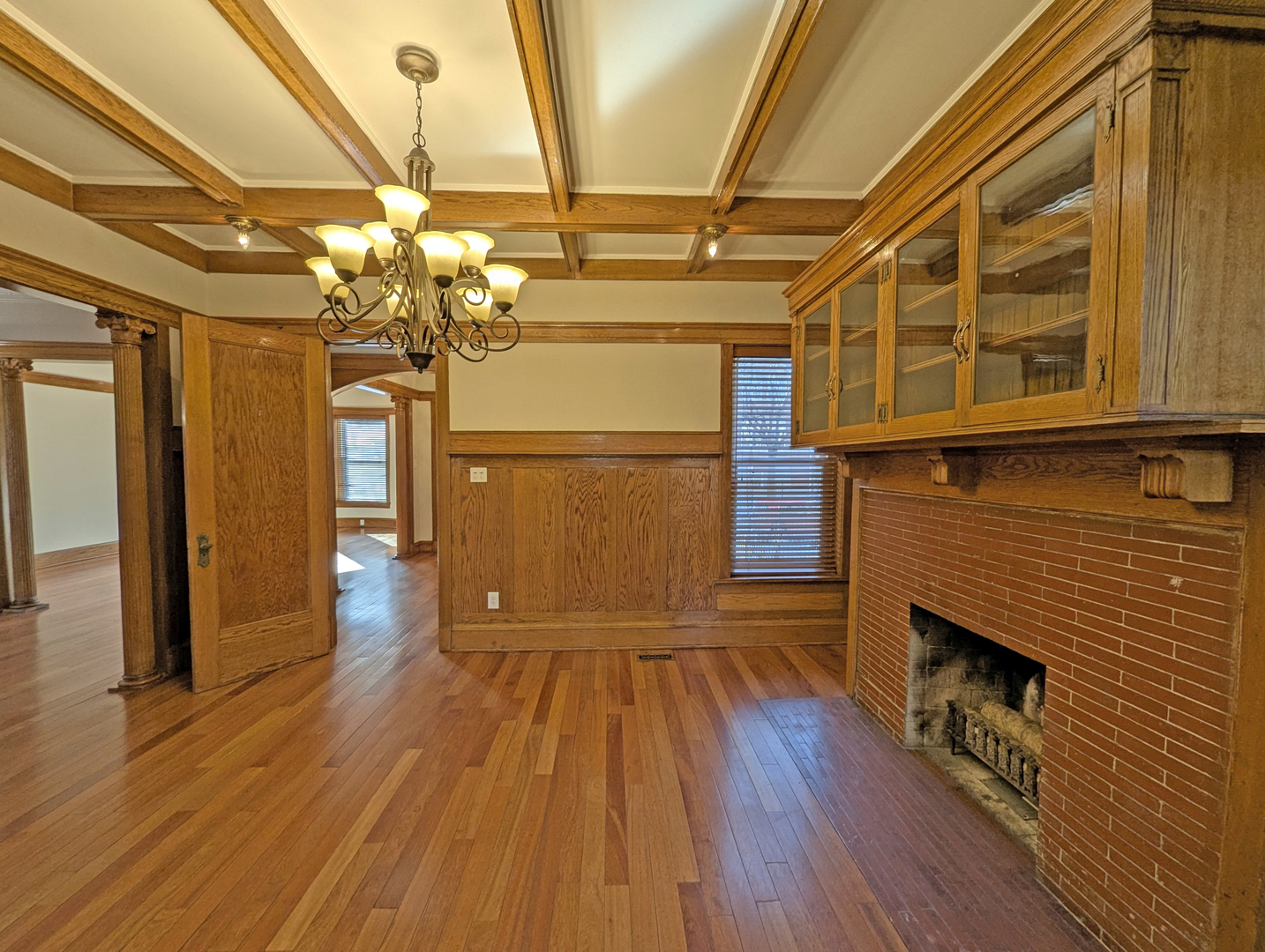 Chicago, Illinois, 60615, United States, 4 Bedrooms Bedrooms, ,4 BathroomsBathrooms,Residential,Active,2017077