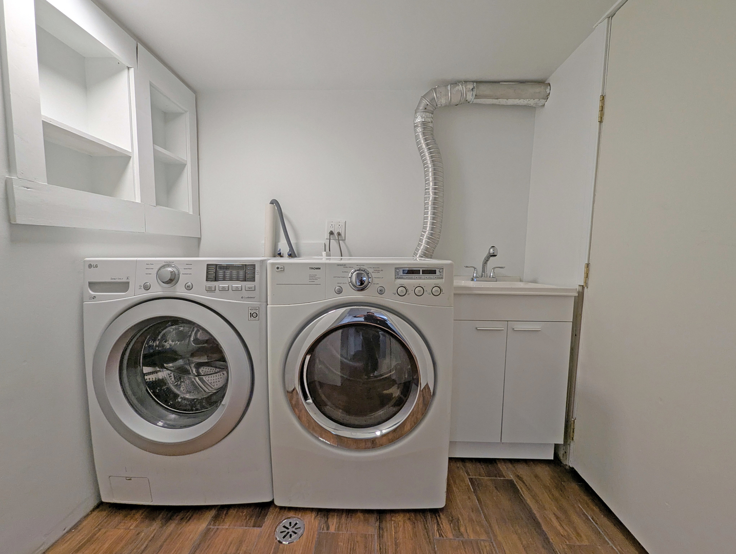 Chicago, Illinois, 60615, United States, 4 Bedrooms Bedrooms, ,4 BathroomsBathrooms,Residential,Active,2017077