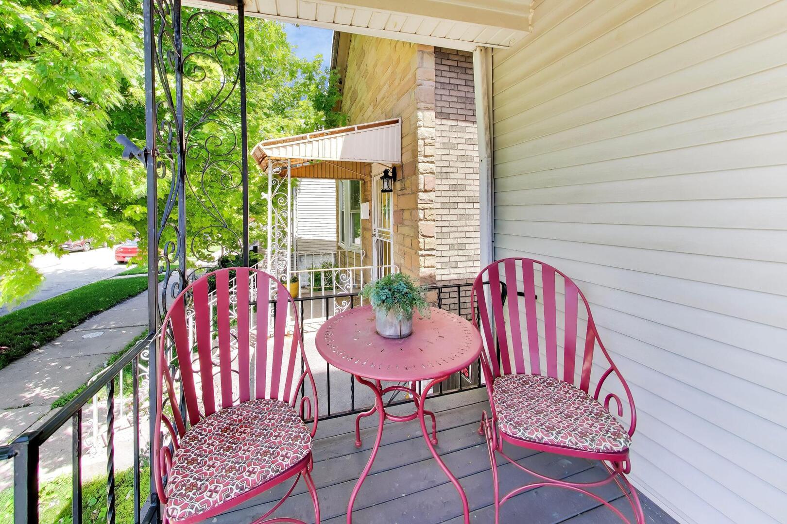 539 W 44th Street