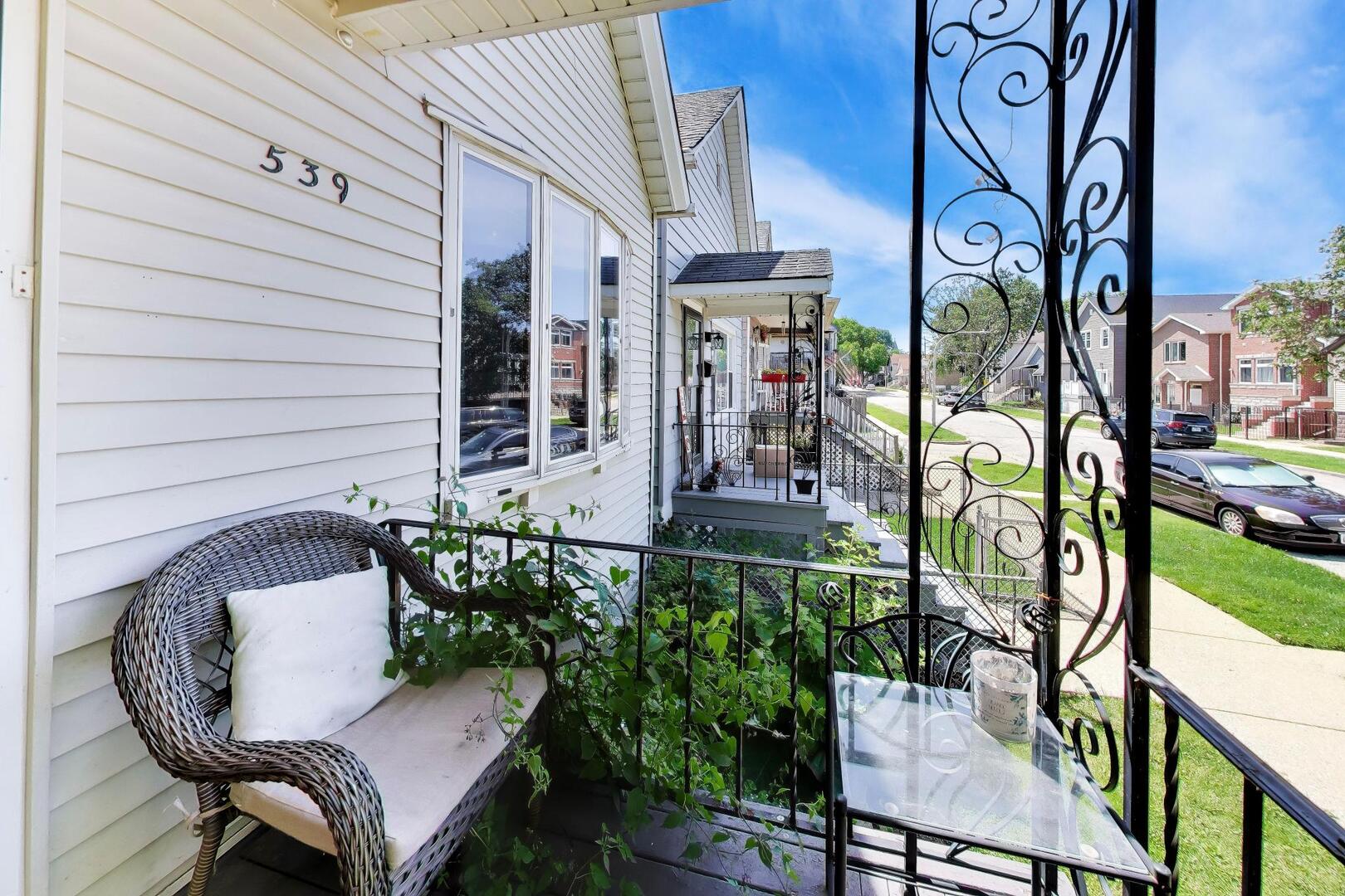 539 W 44th Street