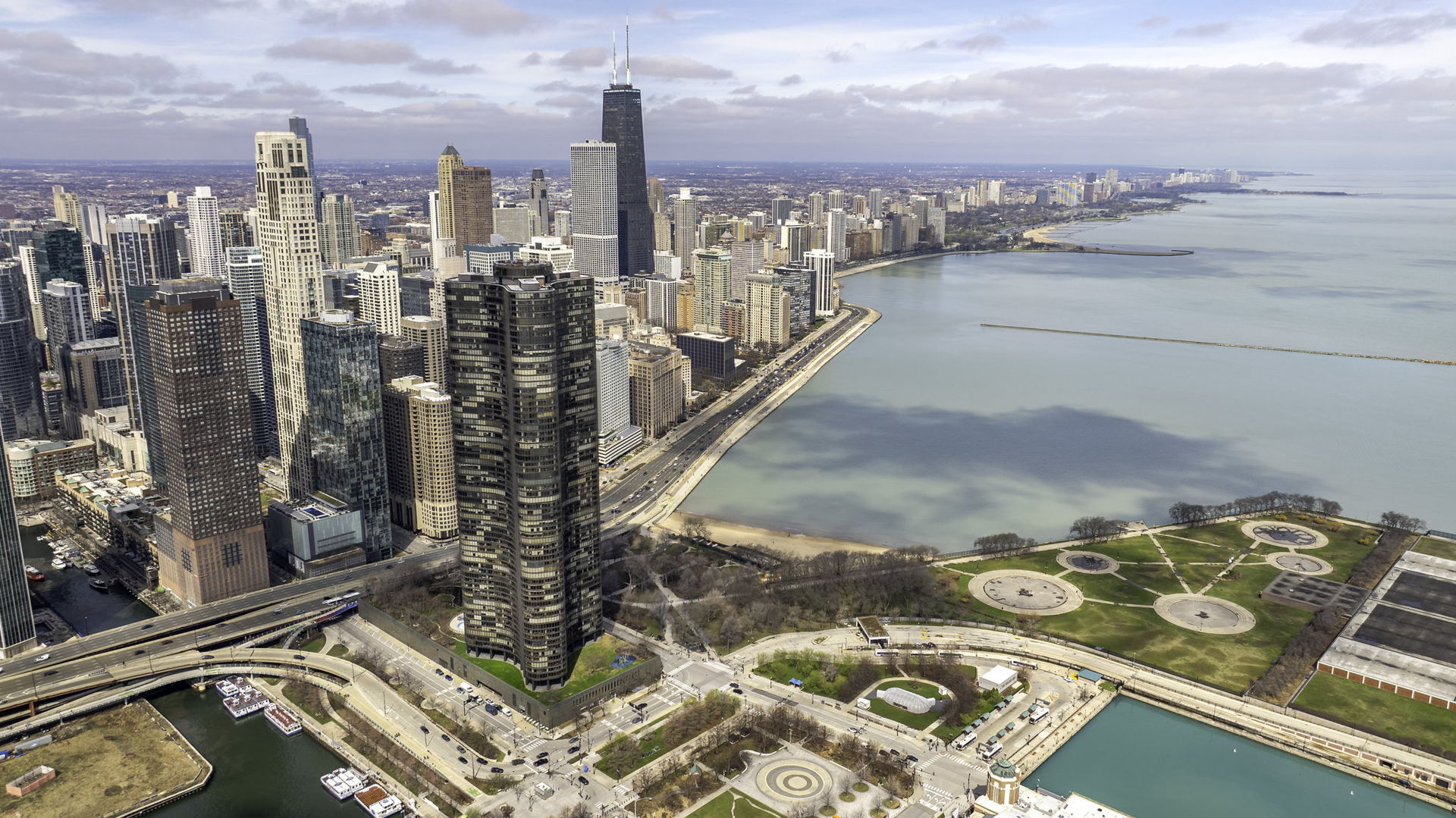 505 N Lake Shore Drive 2404