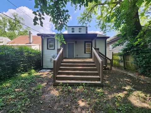 Tiny photo for 12416 S Carpenter Street, Calumet Park, IL 60827 (MLS # 12524515)