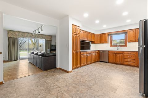 Tiny photo for 1602 Brittany Lane, Long Grove, IL 60047 (MLS # 12596588)