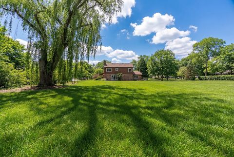 Tiny photo for 1602 Brittany Lane, Long Grove, IL 60047 (MLS # 12596588)