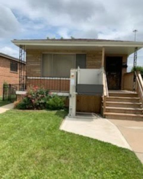 Tiny photo for 9227 S Perry Avenue, Chicago, IL 60620 (MLS # 12489685)