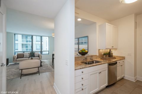 Tiny photo for 600 N Lake Shore Drive #2903, Chicago, IL 60611 (MLS # 12629334)