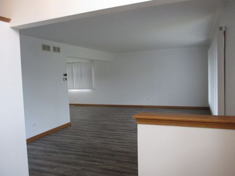 Tiny photo for 8030 Valley View Drive, Tinley Park, IL 60477 (MLS # 12503202)