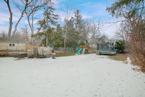Tiny photo for 709 Pleasant Avenue, Glen Ellyn, IL 60137 (MLS # 12527857)