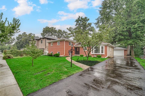 Tiny photo for 232 Kilpatrick Avenue, Wilmette, IL 60091 (MLS # 12740846)