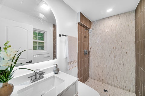 Tiny photo for 232 Kilpatrick Avenue, Wilmette, IL 60091 (MLS # 12740846)