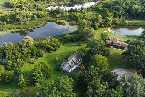 Tiny photo for 26425 N Pheasant Run, Mundelein, IL 60060 (MLS # 12727617)