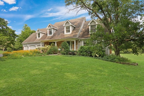 Tiny photo for 26425 N Pheasant Run, Mundelein, IL 60060 (MLS # 12727617)