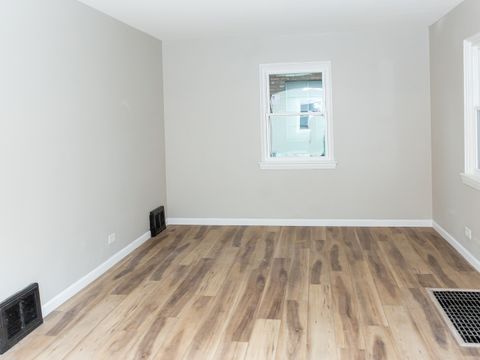 Tiny photo for 439 Morris Avenue, Bellwood, IL 60104 (MLS # 12503466)