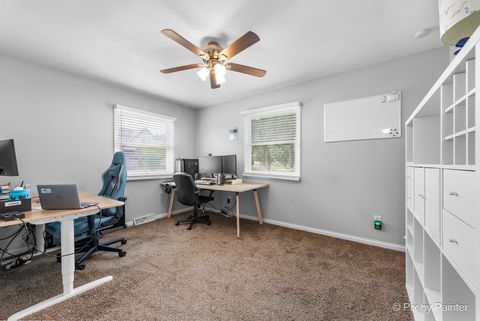 Tiny photo for 1233 LAKEWOOD Drive, Lake Holiday, IL 60552 (MLS # 12505012)