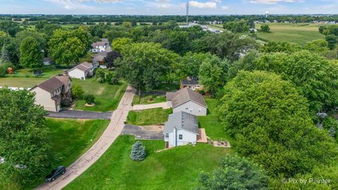 Tiny photo for 1233 LAKEWOOD Drive, Lake Holiday, IL 60552 (MLS # 12505012)