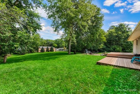 Tiny photo for 1233 LAKEWOOD Drive, Lake Holiday, IL 60552 (MLS # 12505012)