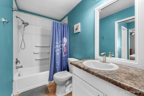 Tiny photo for 1233 LAKEWOOD Drive, Lake Holiday, IL 60552 (MLS # 12505012)