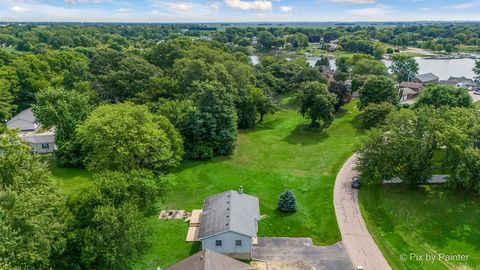 Tiny photo for 1233 LAKEWOOD Drive, Lake Holiday, IL 60552 (MLS # 12505012)