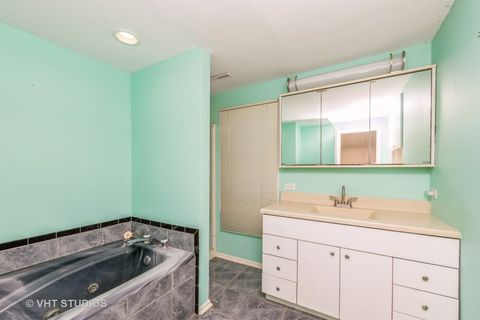 Tiny photo for 26177 W Heart O Lakes Boulevard, Antioch, IL 60002 (MLS # 12422995)