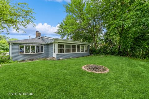 Photo of 26177 W Heart O Lakes Boulevard, Antioch, IL 60002 (MLS # 12422995)