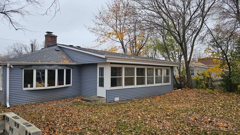 Tiny photo for 26177 W Heart O Lakes Boulevard, Antioch, IL 60002 (MLS # 12422995)