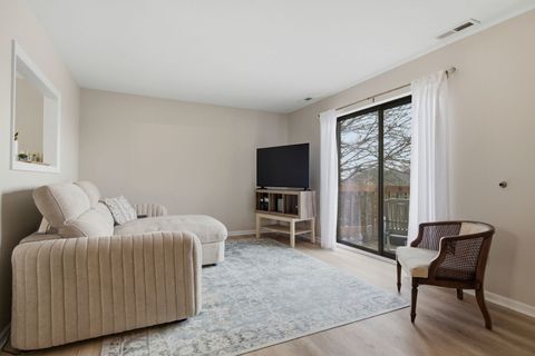 Tiny photo for 2238 Abbeywood Drive #F, Lisle, IL 60532 (MLS # 12539975)