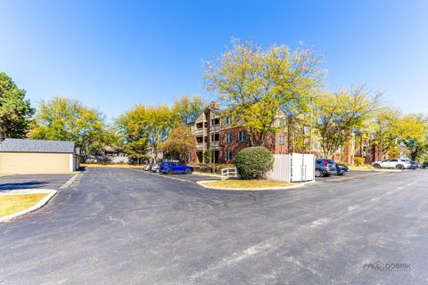 Tiny photo for 127 Glengarry Drive #307, Bloomingdale, IL 60108 (MLS # 12494556)