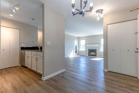 Tiny photo for 127 Glengarry Drive #307, Bloomingdale, IL 60108 (MLS # 12494556)