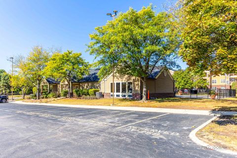 Tiny photo for 127 Glengarry Drive #307, Bloomingdale, IL 60108 (MLS # 12494556)