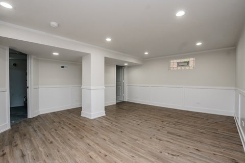 Tiny photo for 10048 S Saint Lawrence Avenue, Chicago, IL 60628 (MLS # 12676870)