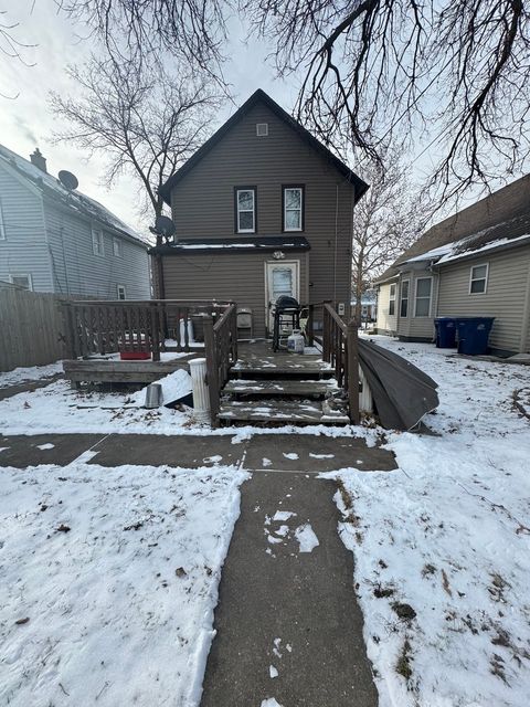 A home in Waukegan