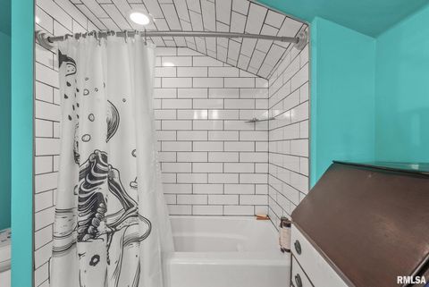 Tiny photo for 544 23RD Street, RockIsland, IL 61201 (MLS # QC4269794)