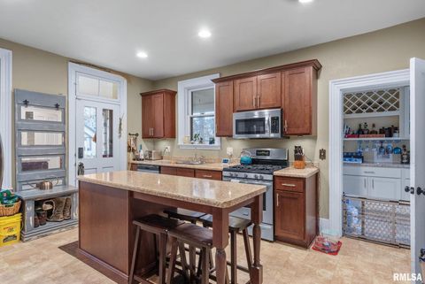 Tiny photo for 544 23RD Street, RockIsland, IL 61201 (MLS # QC4269794)