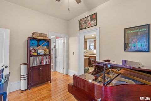 Tiny photo for 544 23RD Street, RockIsland, IL 61201 (MLS # QC4269794)