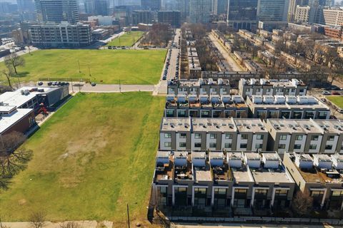 Tiny photo for 437 W Hobbie Street, Chicago, IL 60610 (MLS # 12601840)