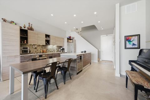 Tiny photo for 437 W Hobbie Street, Chicago, IL 60610 (MLS # 12601840)