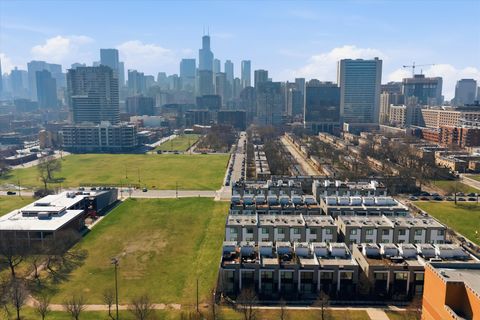 Tiny photo for 437 W Hobbie Street, Chicago, IL 60610 (MLS # 12601840)